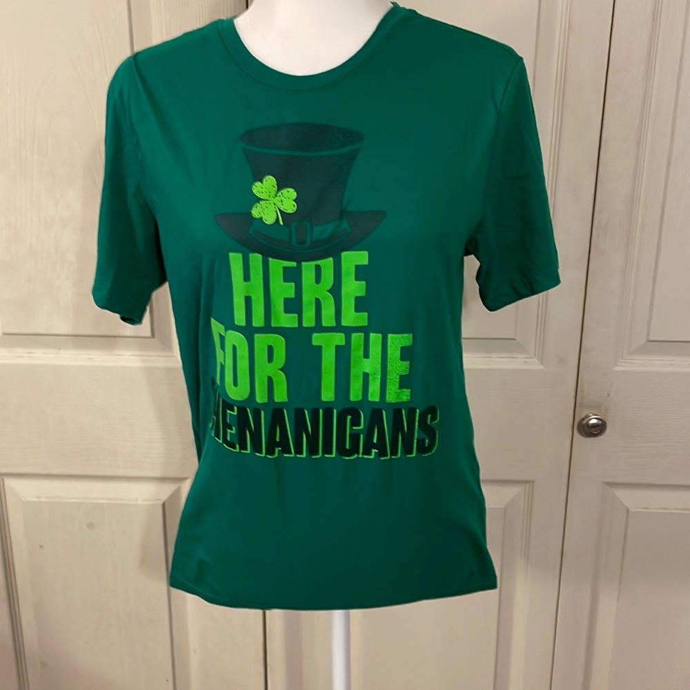 St Patrick’s day T, junior size xxl